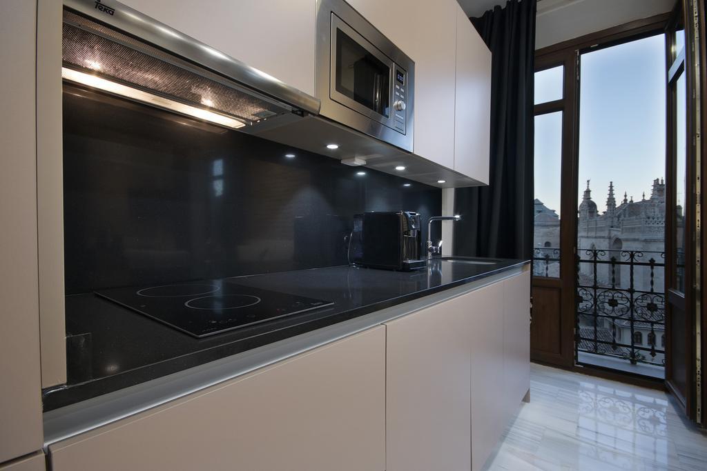 Suites Gran Via Capilla Real Granada Eksteriør bilde