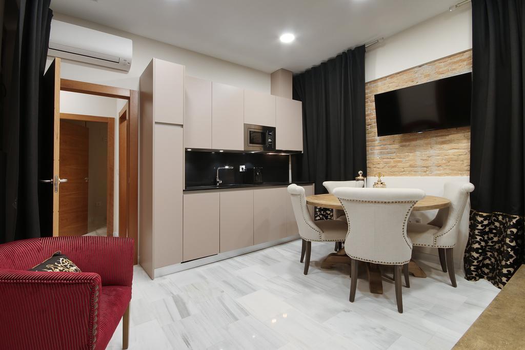Suites Gran Via Capilla Real Granada Eksteriør bilde