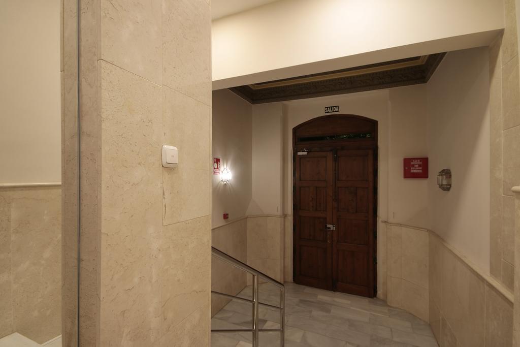 Suites Gran Via Capilla Real Granada Eksteriør bilde