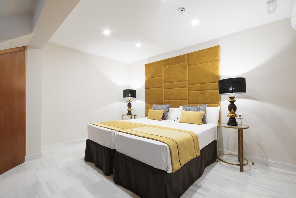 Suites Gran Via Capilla Real Granada Eksteriør bilde